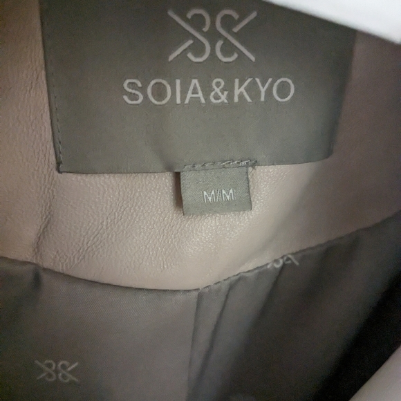 Soia & Kyo Victoria leather jacket in size M - Picture 9 of 16